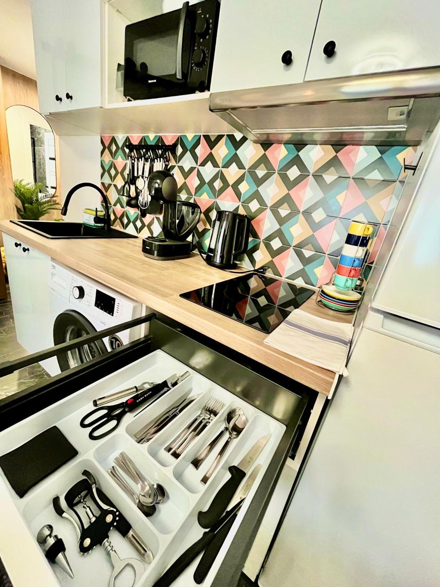 Elegante Apartamento Tres Colores Αλικάντε Εξωτερικό φωτογραφία